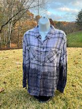 Load image into Gallery viewer, Size Large Bleached Flannel
