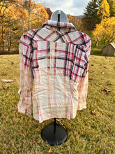 Load image into Gallery viewer, Size Large Bleached Flannel
