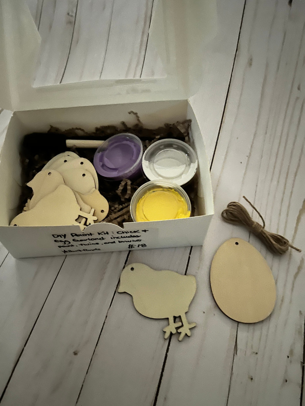 Chick And Egg Garland DIY Paint Kit