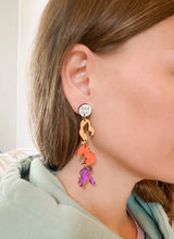 Load image into Gallery viewer, Hocus Pocus I Smell Children Dangle Earrings

