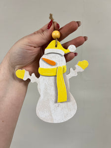 Minimalistic Colored Snowmen Ornaments